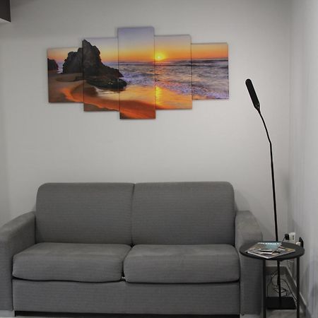 Agas Exclusive Apartment Catanzaro Luaran gambar