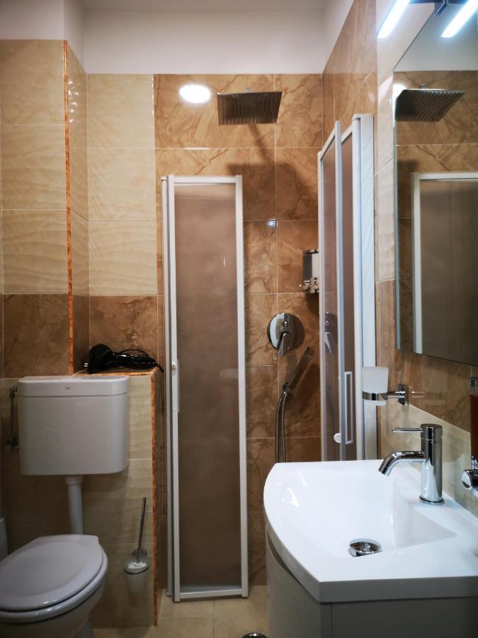 Agas Exclusive Apartment Catanzaro Luaran gambar