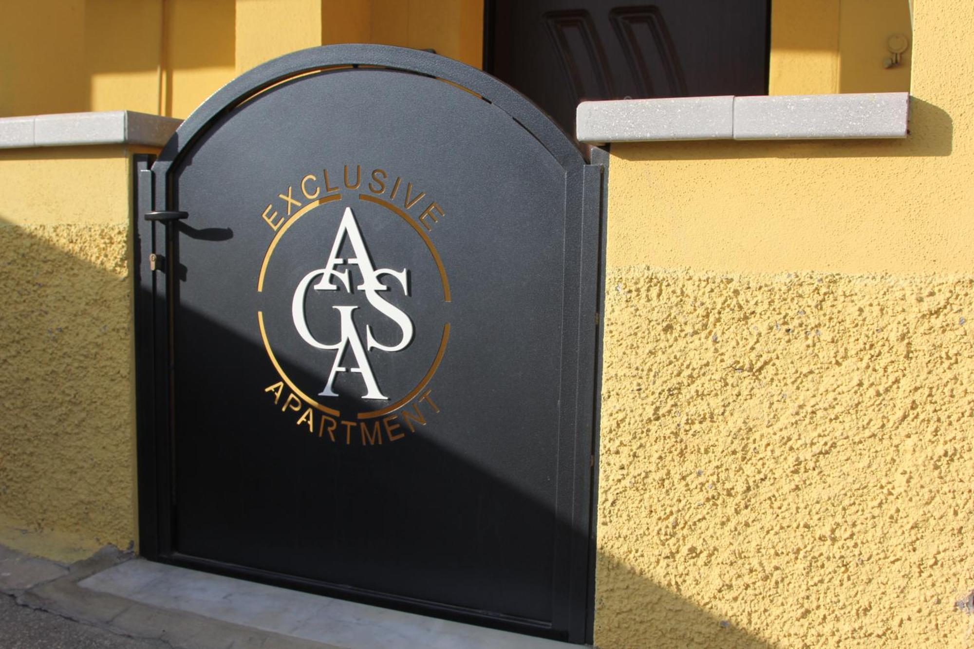 Agas Exclusive Apartment Catanzaro Luaran gambar